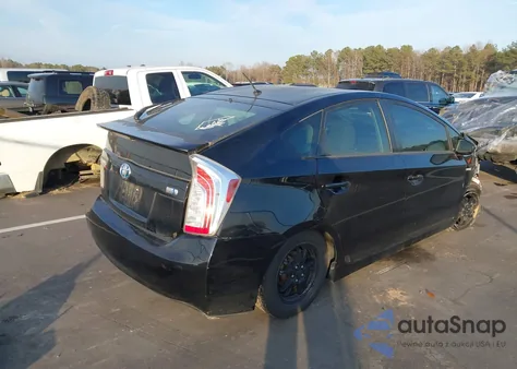 2013 Toyota Prius Two from USA, damaged, VIN JTDKN3DU8D5660031